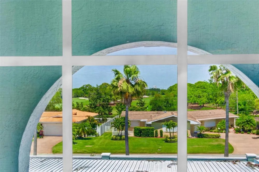 701 POINSETTIA ROAD #308 Belleair, FL 33756