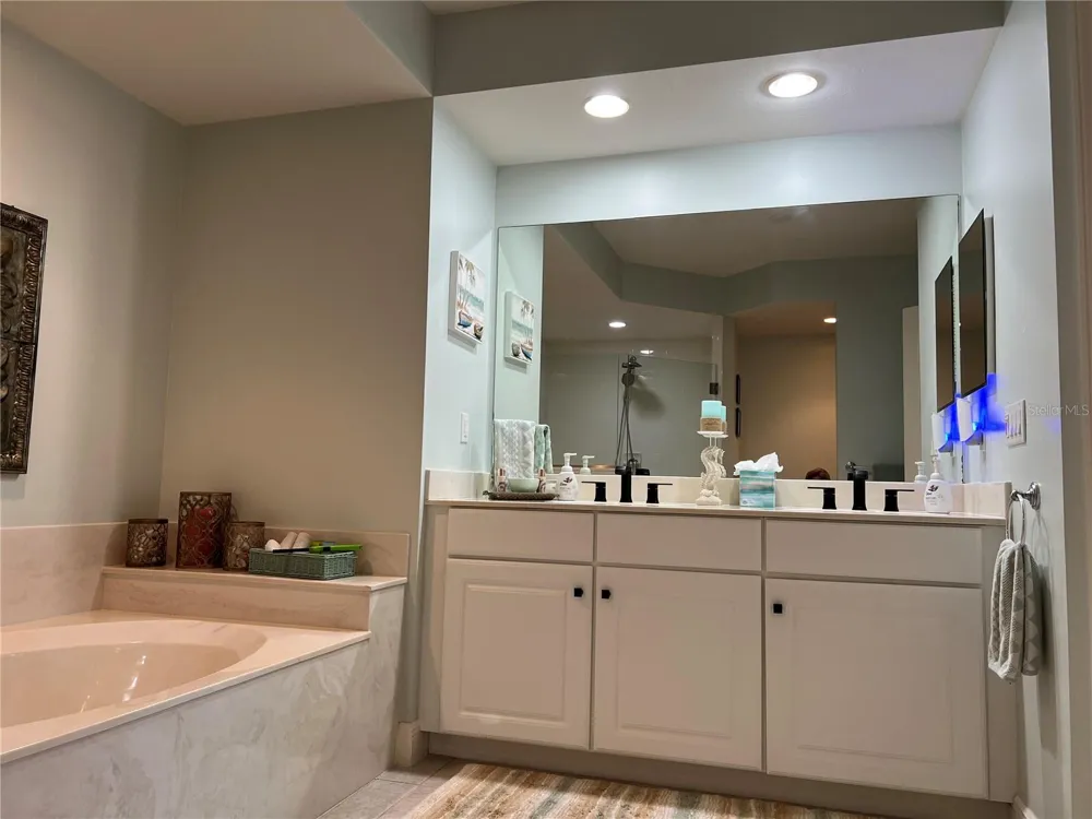 3321 SUNSET KEY CIRCLE #308 Punta Gorda, FL 33955