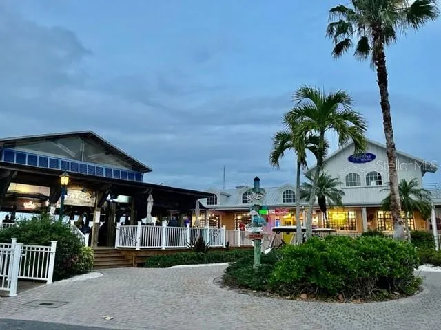 3321 SUNSET KEY CIRCLE #308 Punta Gorda, FL 33955
