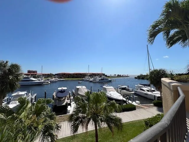 3321 SUNSET KEY CIRCLE #308 Punta Gorda, FL 33955