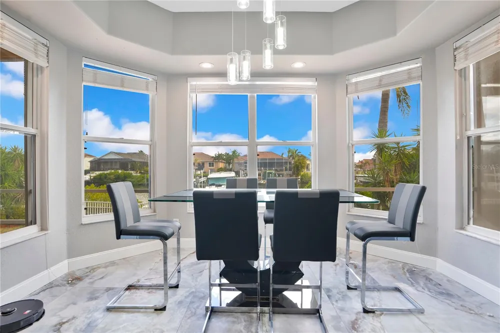 934 SYMPHONY ISLES BOULEVARD Apollo Beach, FL 33572