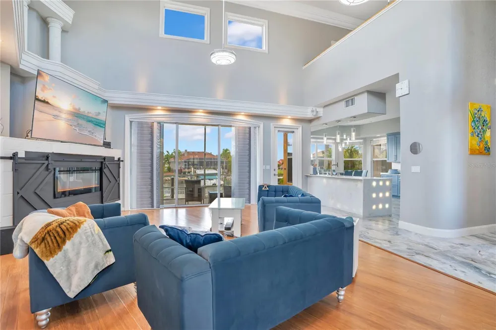 934 SYMPHONY ISLES BOULEVARD Apollo Beach, FL 33572