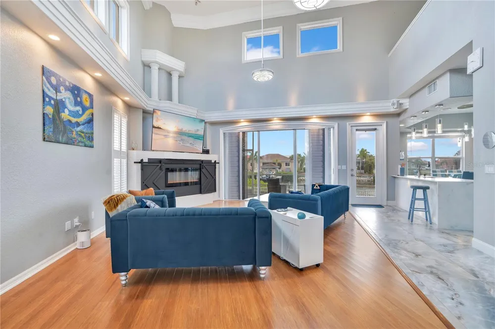 934 SYMPHONY ISLES BOULEVARD Apollo Beach, FL 33572