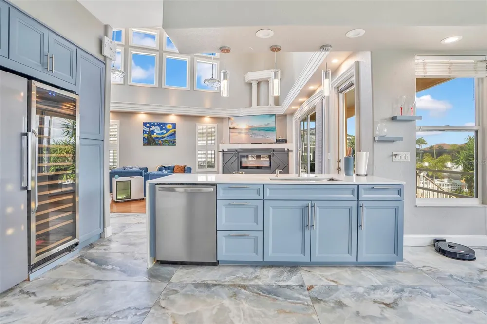 934 SYMPHONY ISLES BOULEVARD Apollo Beach, FL 33572
