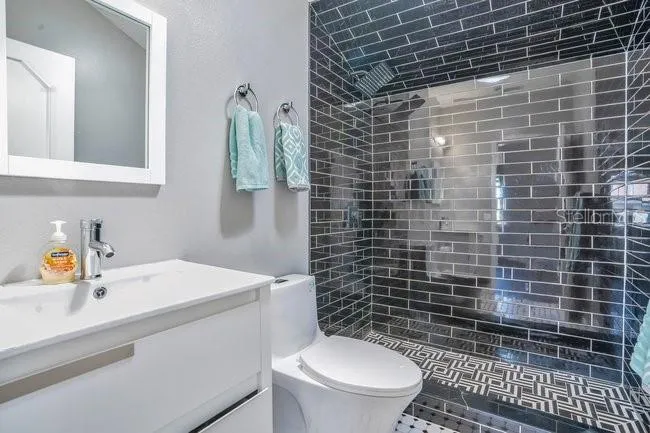 934 SYMPHONY ISLES BOULEVARD Apollo Beach, FL 33572