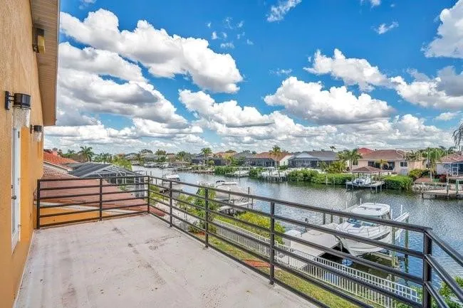 934 SYMPHONY ISLES BOULEVARD Apollo Beach, FL 33572