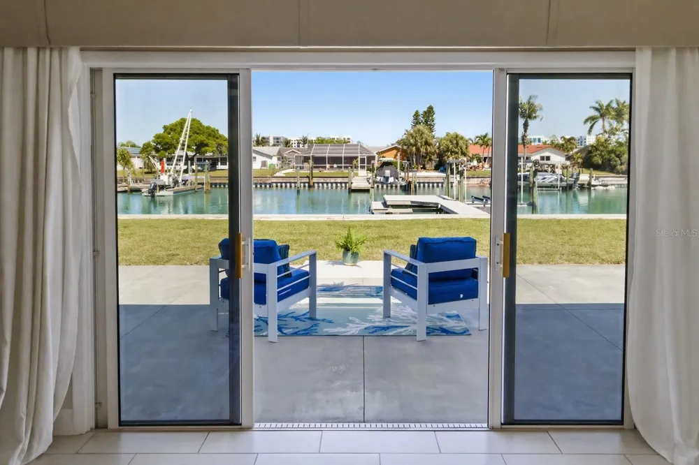 4462 39TH STREET S St Petersburg, FL 33711