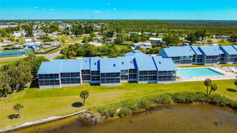 4410 WARREN AVENUE #101 Port Charlotte, FL 33953