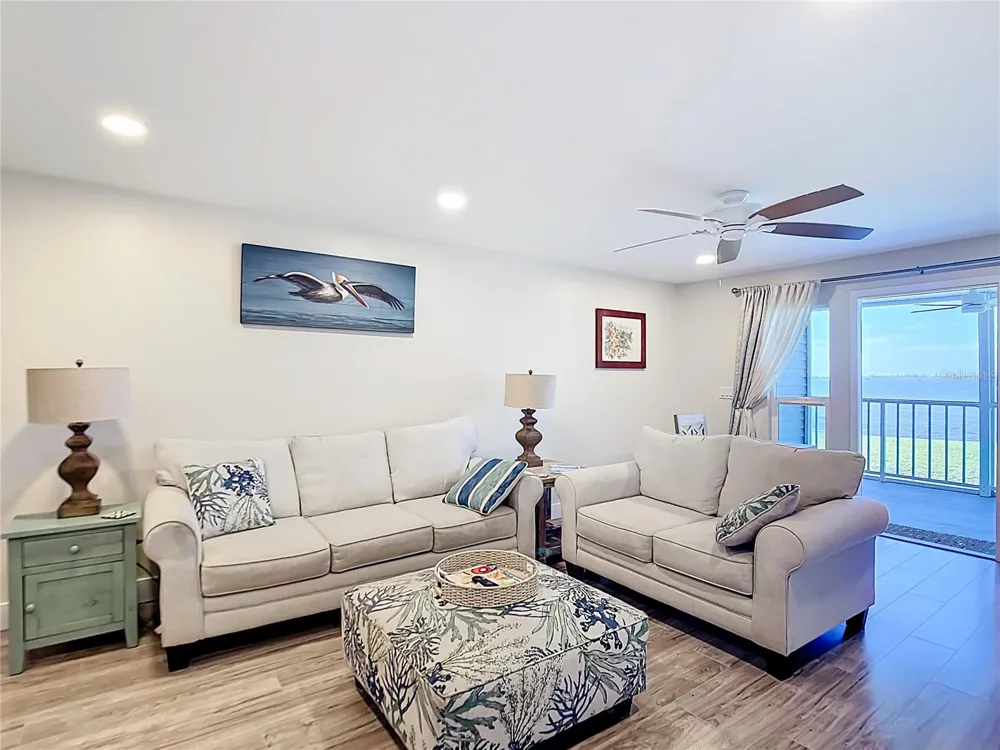 4410 WARREN AVENUE #101 Port Charlotte, FL 33953