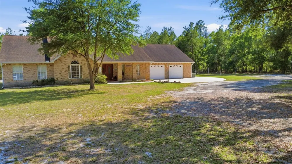 1640 RED DOG ROAD De Leon Springs, FL 32130