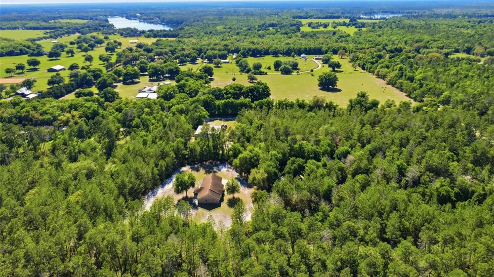 1640 RED DOG ROAD De Leon Springs, FL 32130