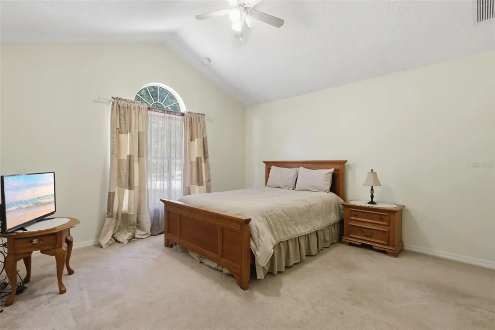1640 RED DOG ROAD De Leon Springs, FL 32130