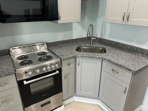 61 81ST AVENUE #2 Treasure Island, FL 33706