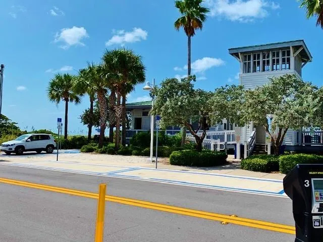 61 81ST AVENUE #2 Treasure Island, FL 33706