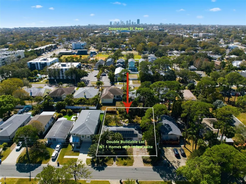 208 48TH AVENUE St Petersburg, FL 33703