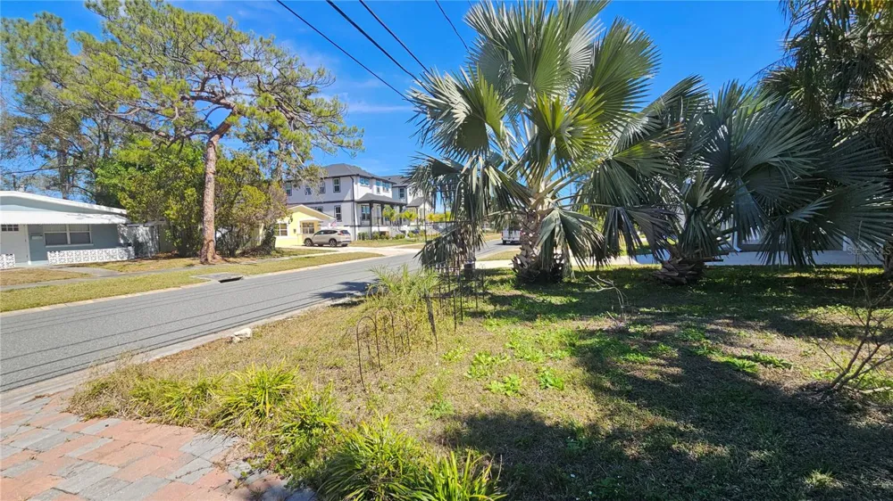 208 48TH AVENUE St Petersburg, FL 33703