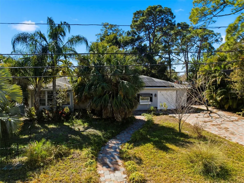 208 48TH AVENUE St Petersburg, FL 33703