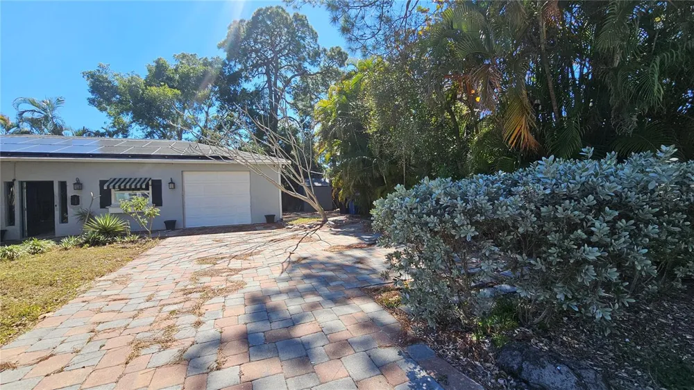 208 48TH AVENUE St Petersburg, FL 33703