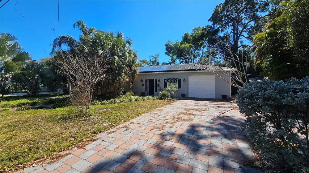 208 48TH AVENUE St Petersburg, FL 33703