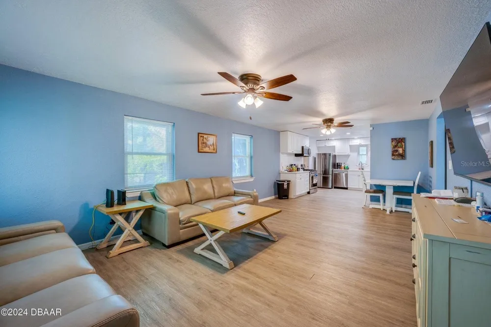 112 CENTER STREET Daytona Beach, FL 32117