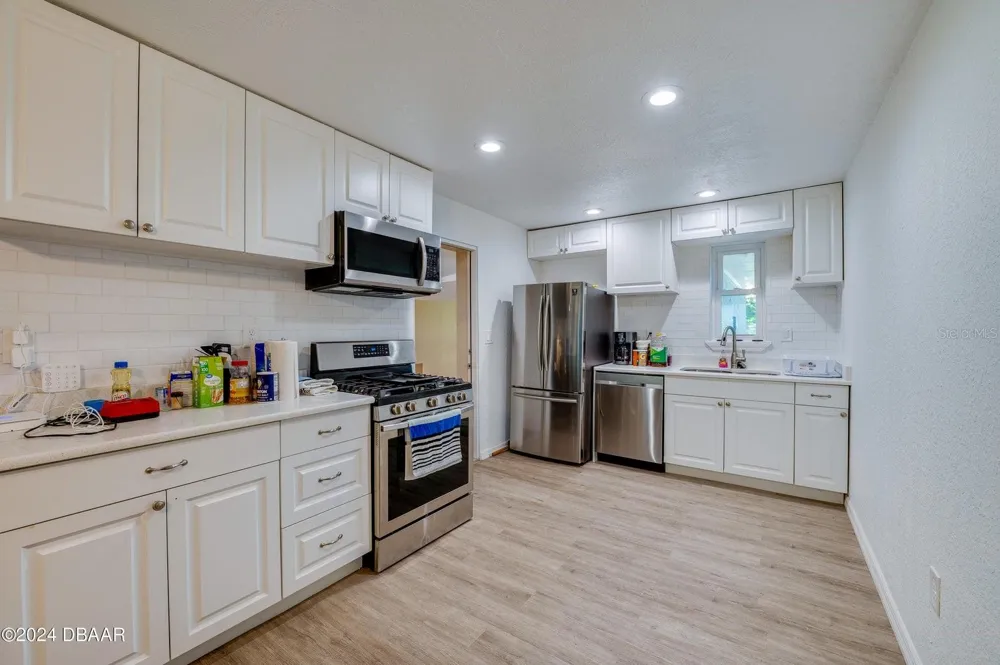112 CENTER STREET Daytona Beach, FL 32117