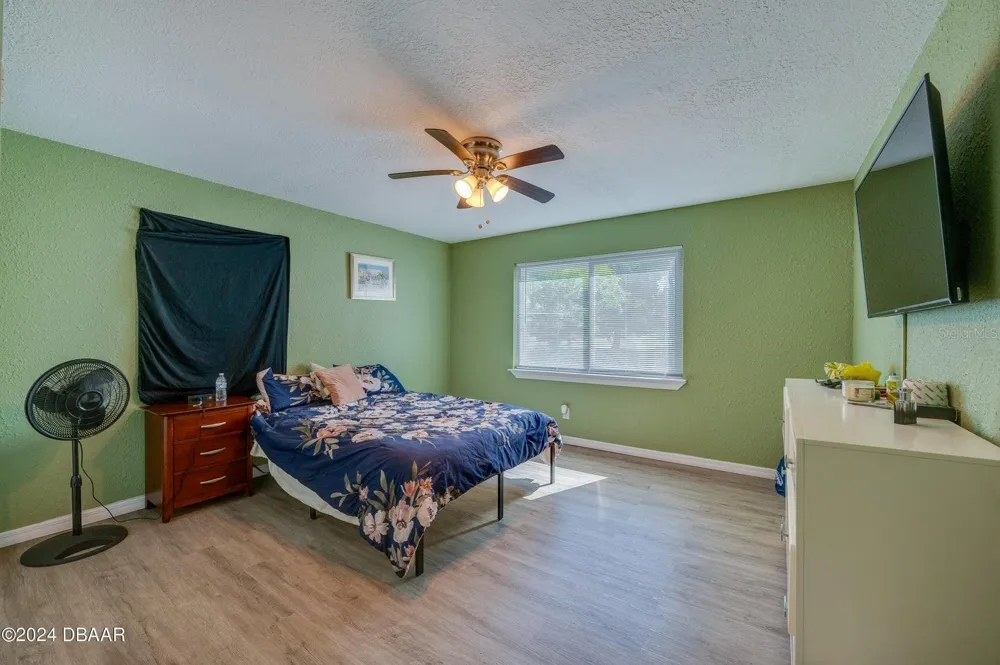 112 CENTER STREET Daytona Beach, FL 32117