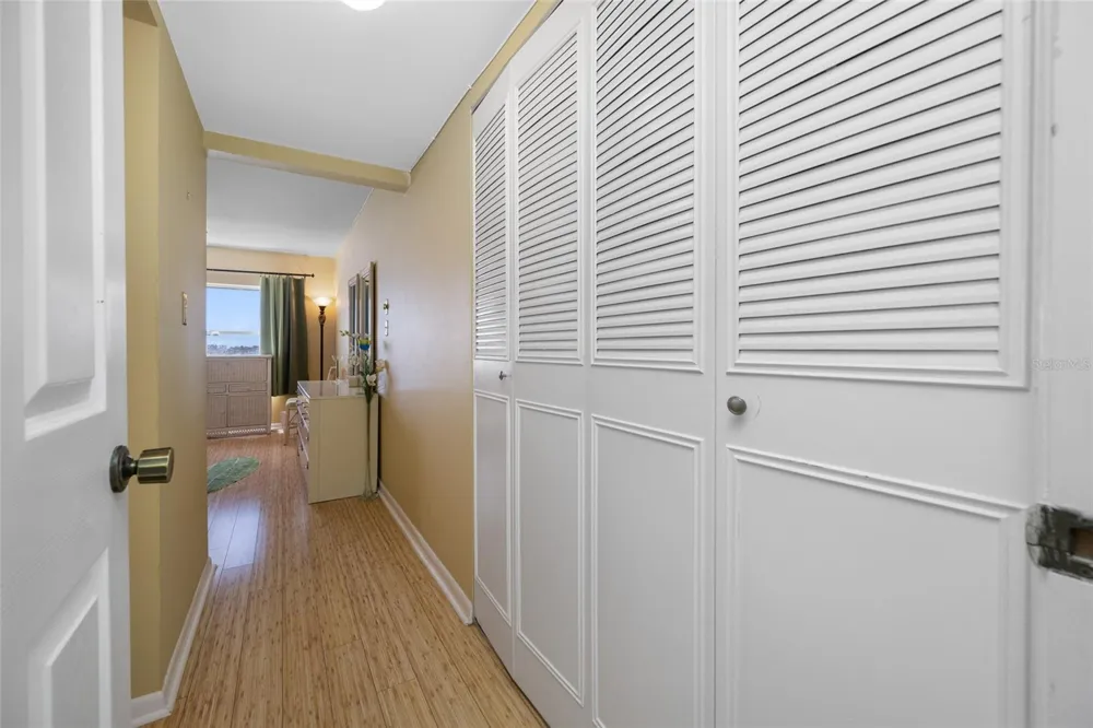 285 107TH AVENUE #306 Treasure Island, FL 33706