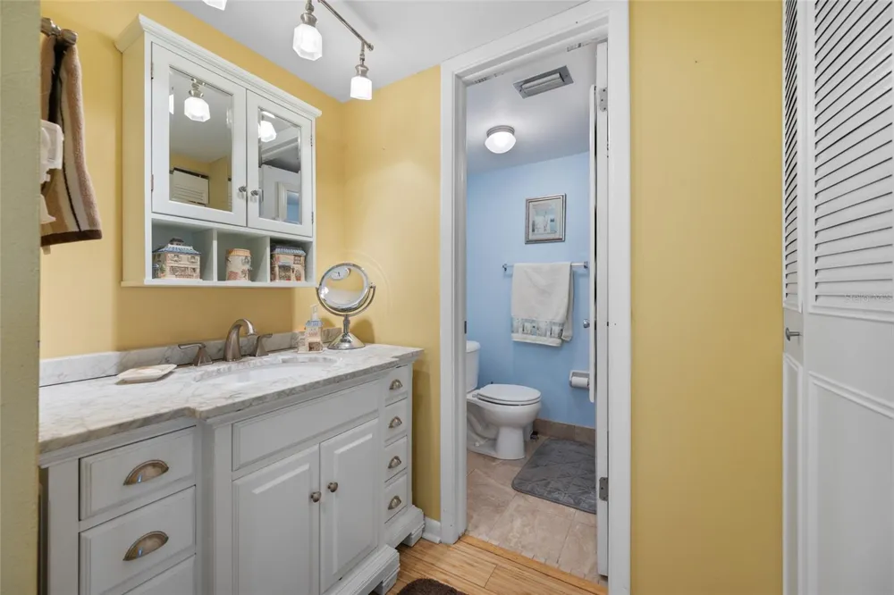 285 107TH AVENUE #306 Treasure Island, FL 33706