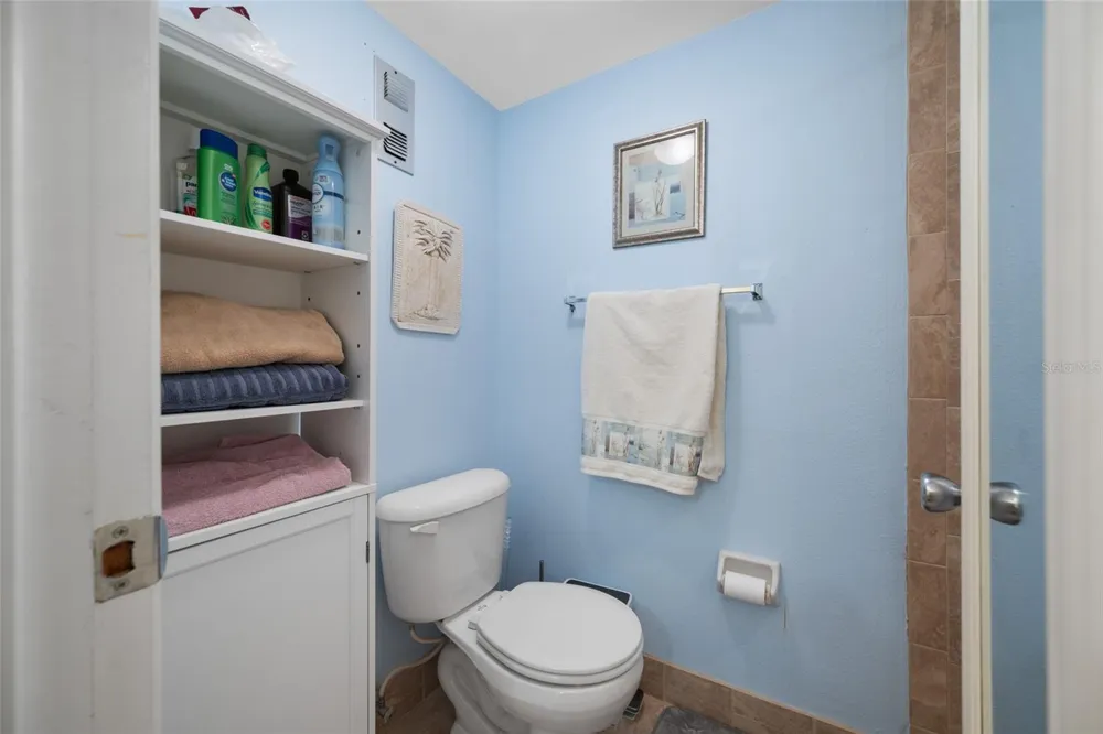 285 107TH AVENUE #306 Treasure Island, FL 33706