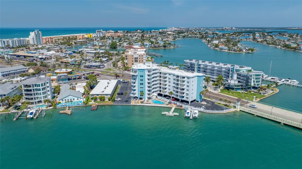 285 107TH AVENUE #306 Treasure Island, FL 33706