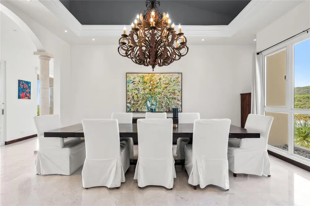9 SHELL CASTLE Humacao, PR 00791