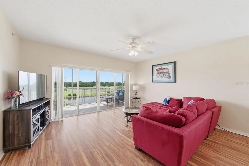 1200 COUNTRY CLUB DRIVE #1206 Largo, FL 33771