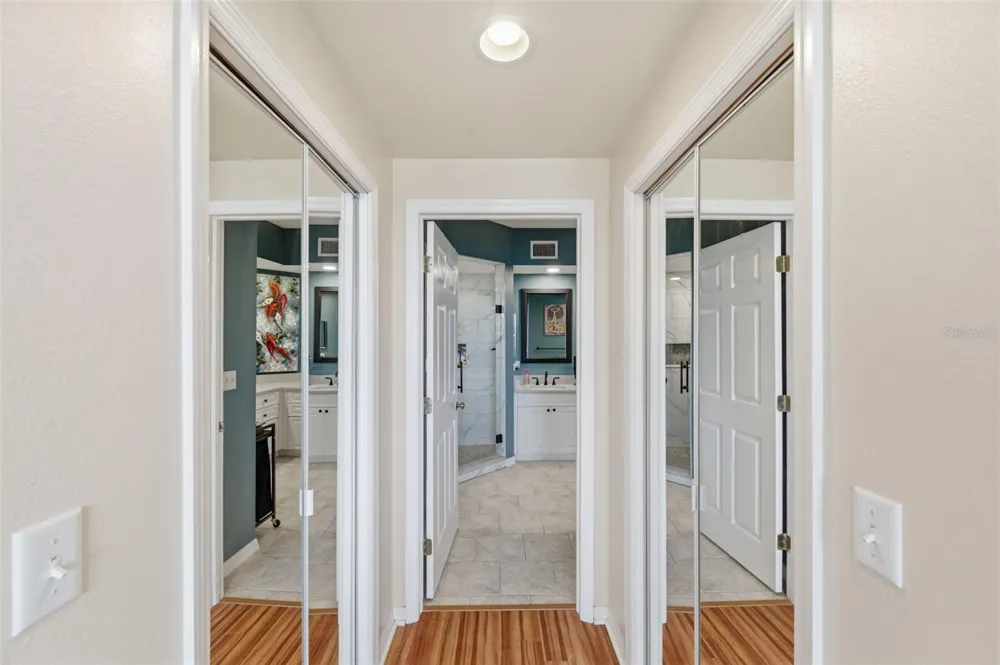 1200 COUNTRY CLUB DRIVE #1206 Largo, FL 33771