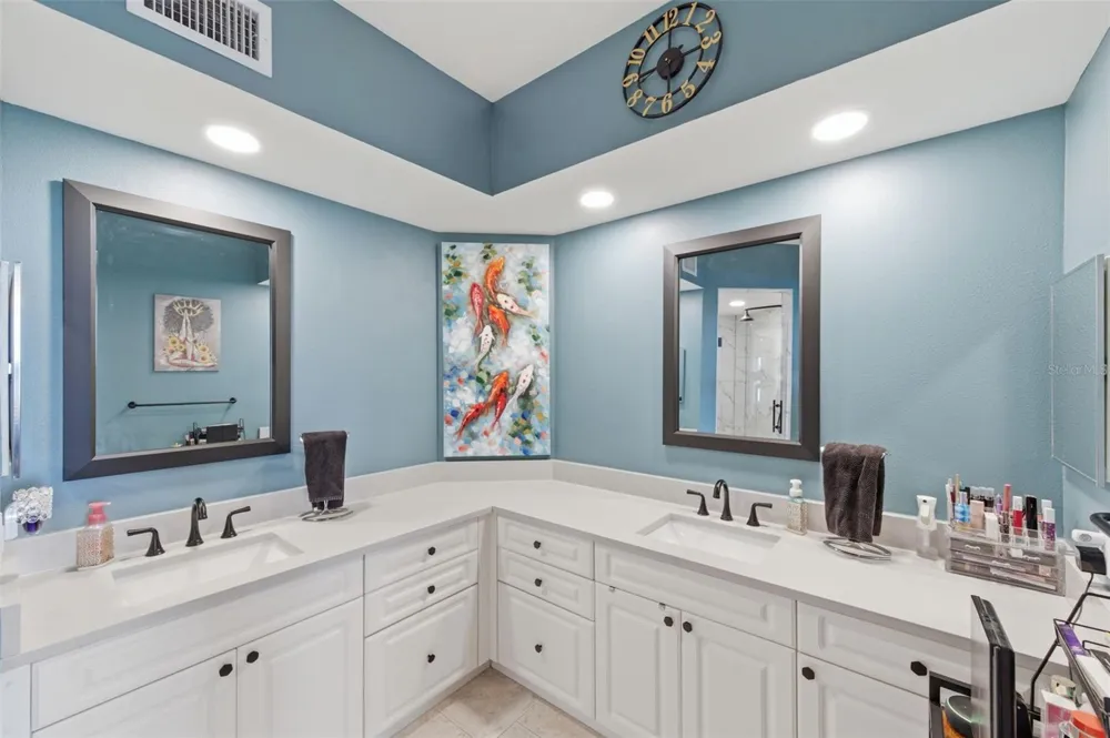 1200 COUNTRY CLUB DRIVE #1206 Largo, FL 33771