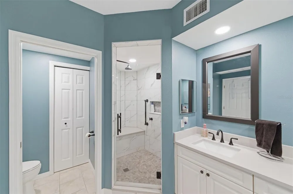 1200 COUNTRY CLUB DRIVE #1206 Largo, FL 33771