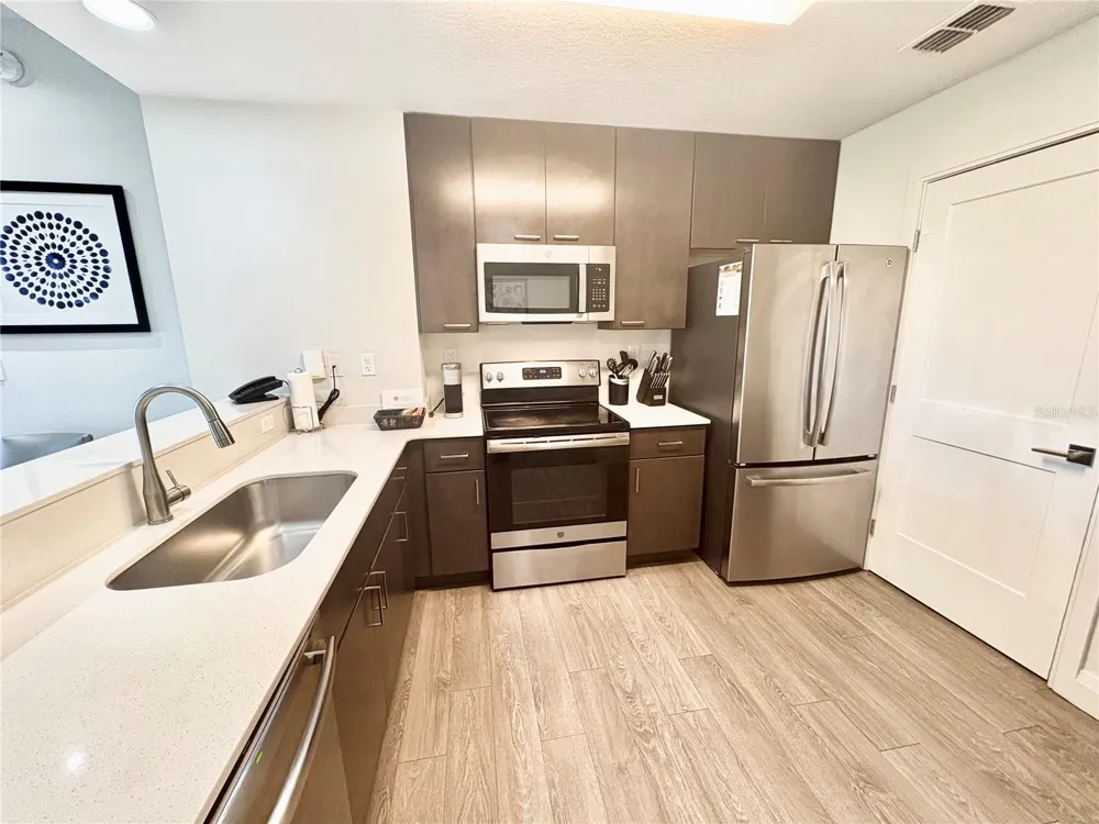14501 GROVE RESORT AVENUE #3524 Winter Garden, FL 34787