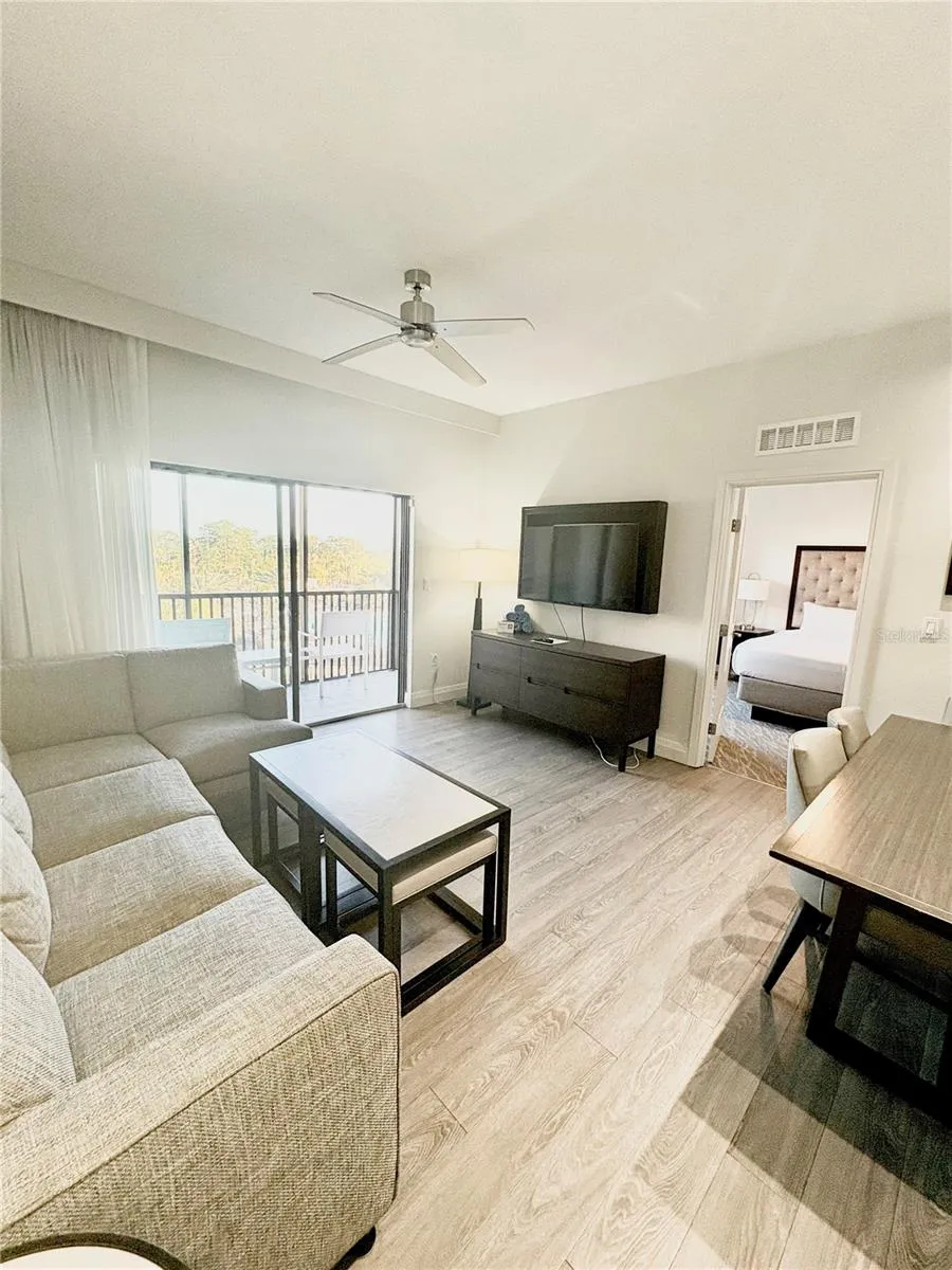 14501 GROVE RESORT AVENUE #3524 Winter Garden, FL 34787