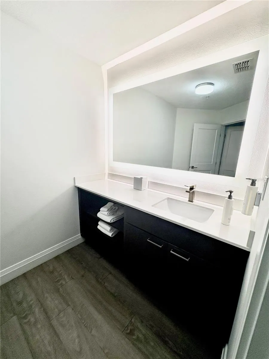 14501 GROVE RESORT AVENUE #3524 Winter Garden, FL 34787