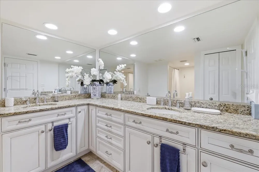 601 SHREVE STREET #32B Punta Gorda, FL 33950