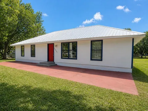 1446 NW MAGNOLIA TERRACE