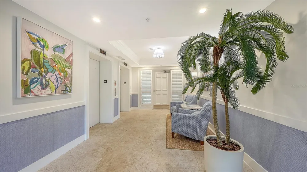409 NORTH POINT ROAD #401 Osprey, FL 34229