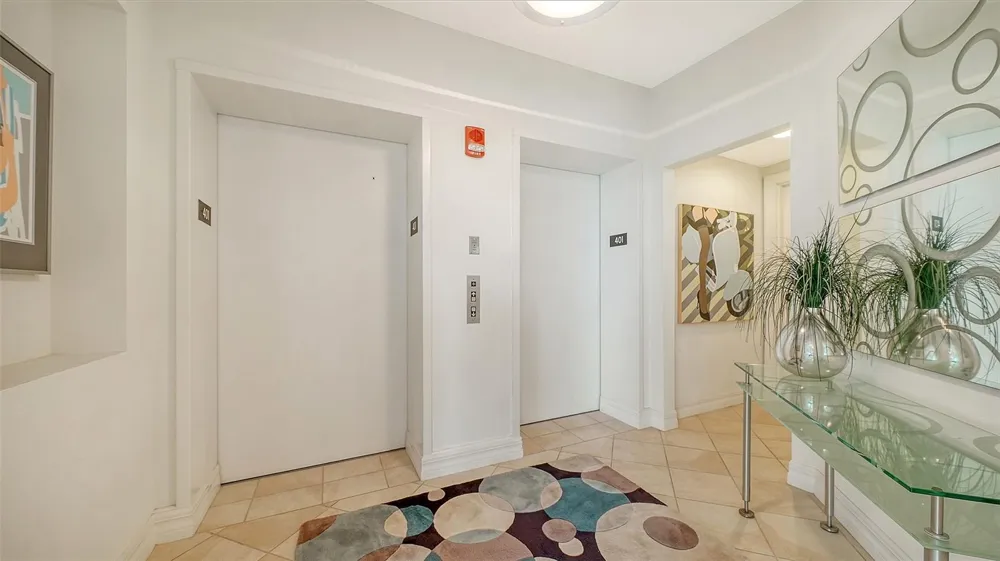 409 NORTH POINT ROAD #401 Osprey, FL 34229