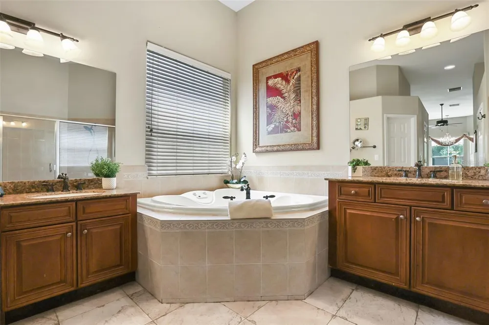 27608 PINE POINT DRIVE Wesley Chapel, FL 33544