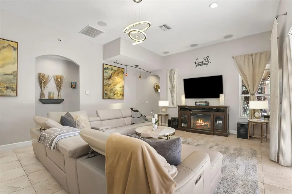 27608 PINE POINT DRIVE Wesley Chapel, FL 33544