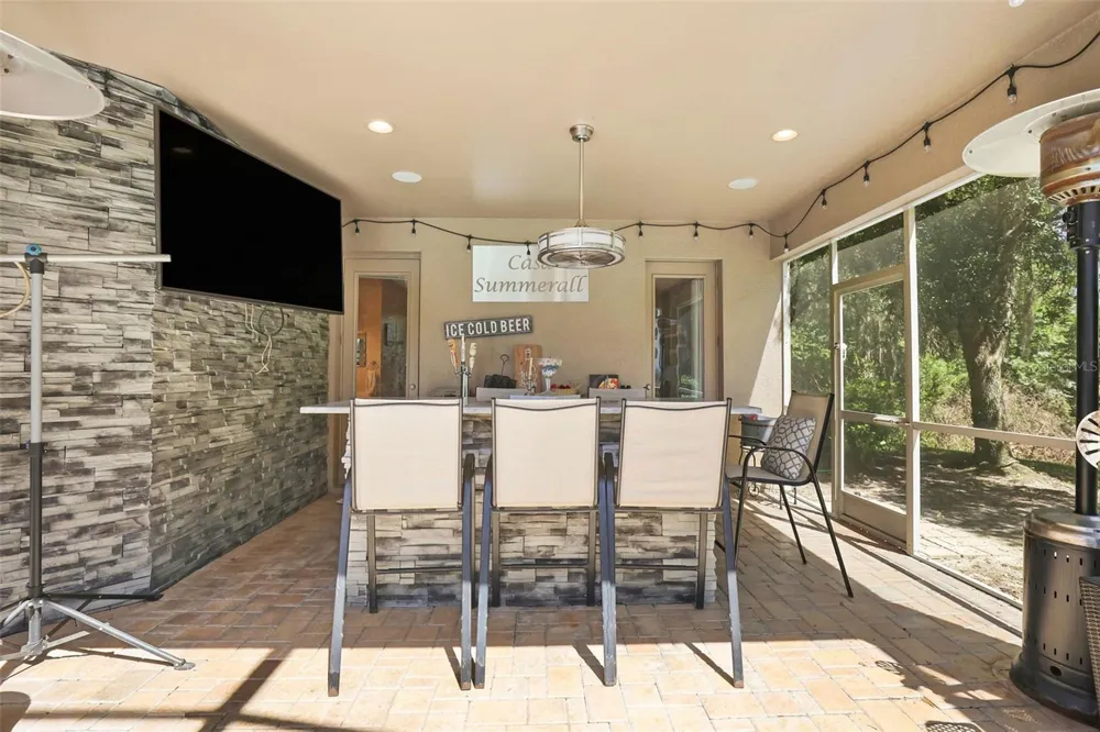 27608 PINE POINT DRIVE Wesley Chapel, FL 33544