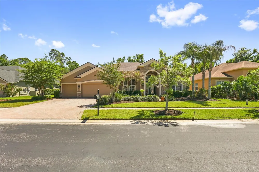 27608 PINE POINT DRIVE Wesley Chapel, FL 33544