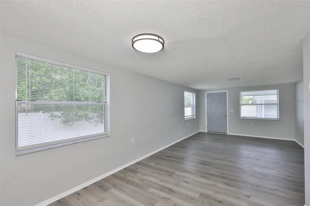 5637 GOLDEN NUGGET DRIVE Holiday, FL 34690