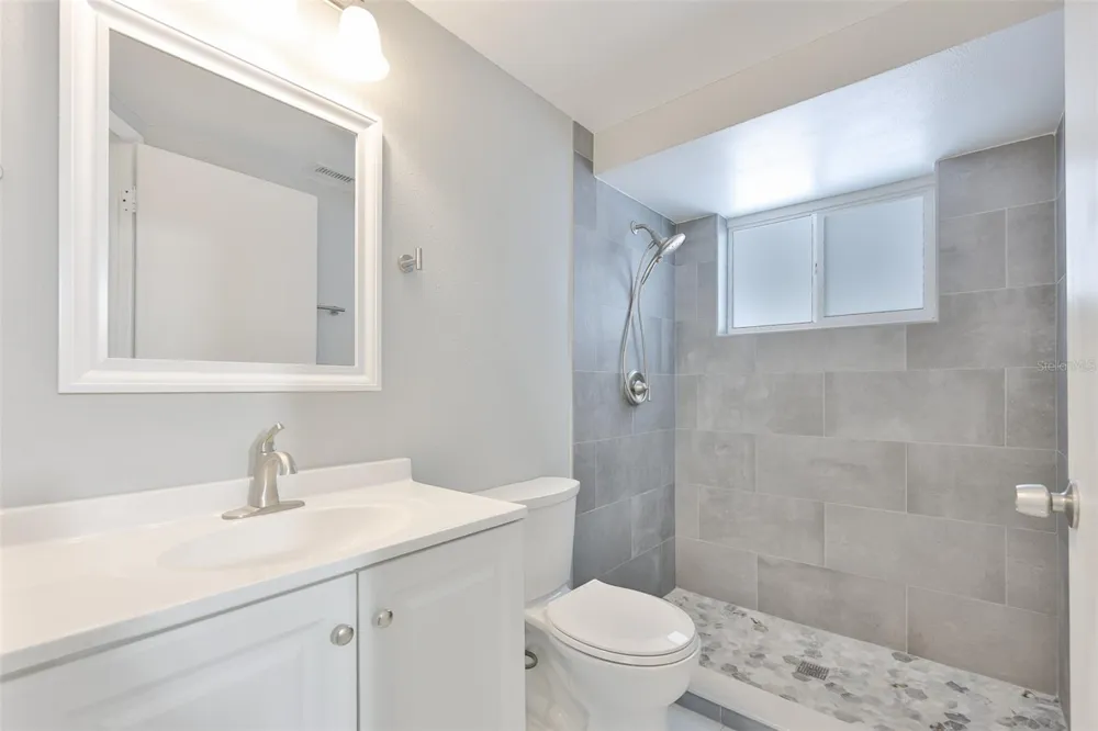 5637 GOLDEN NUGGET DRIVE Holiday, FL 34690