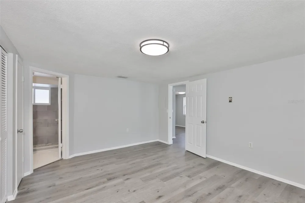 5637 GOLDEN NUGGET DRIVE Holiday, FL 34690