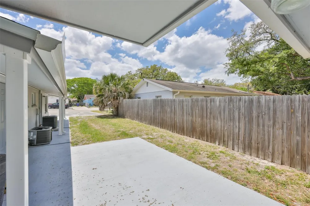 5637 GOLDEN NUGGET DRIVE Holiday, FL 34690